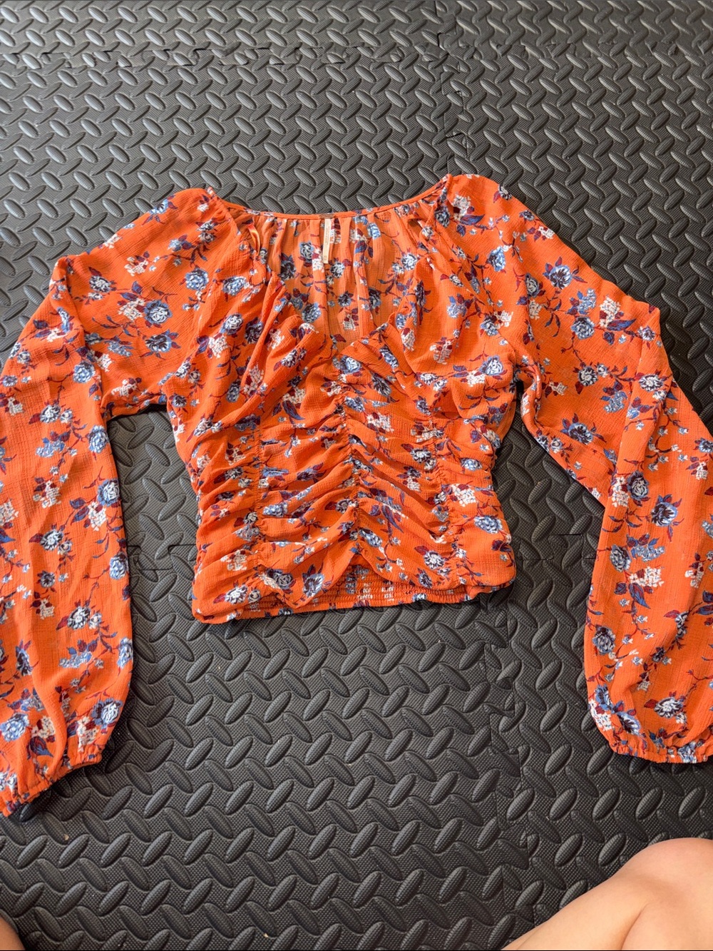 Free People Women's Orange Floral Ruched Long-Sleeve Top